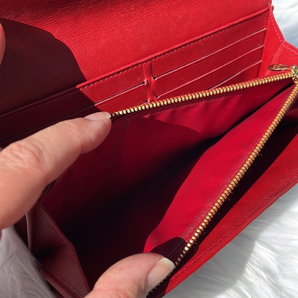LV Louis Vuitton Cherry Red Vernis Long Wallet with LV Dust Bag - Picture 11 of 17